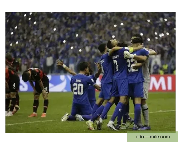 利雅得新月击败浦项制铁夺得亚冠冠军 成就辉煌历史时刻