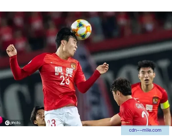 朴志洙坐镇后防稳如磐石成为武汉三镇艰难保级征途关键功臣与定海神针 朴志洙坐镇后防稳如磐石成为武汉三镇艰难保级征途关键功臣与定海神针